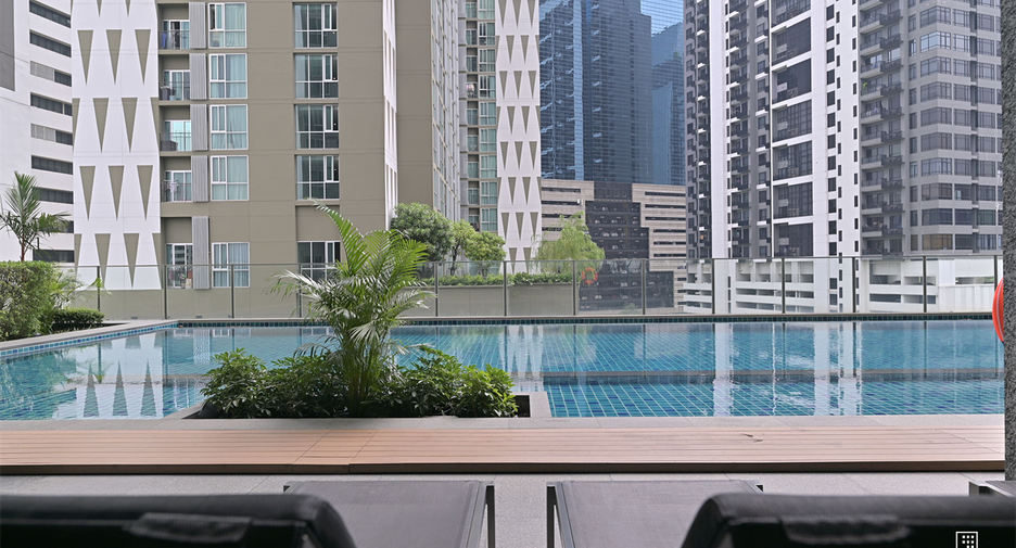À vendre 1 chambre condo à Huai Khwang, Bangkok
