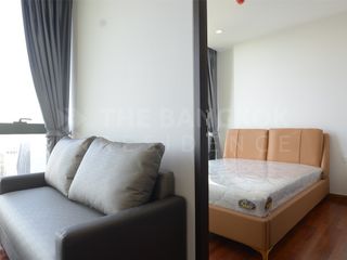 Продажа 1 кровать кондо в Патхум Щан, Бангкок