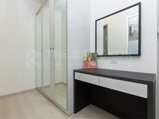 For sale 2 bedrooms condo in Huai Khwang, Bangkok