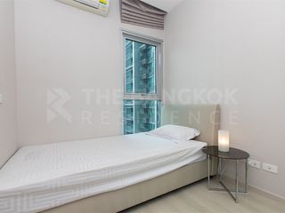 For sale 2 bedrooms condo in Huai Khwang, Bangkok