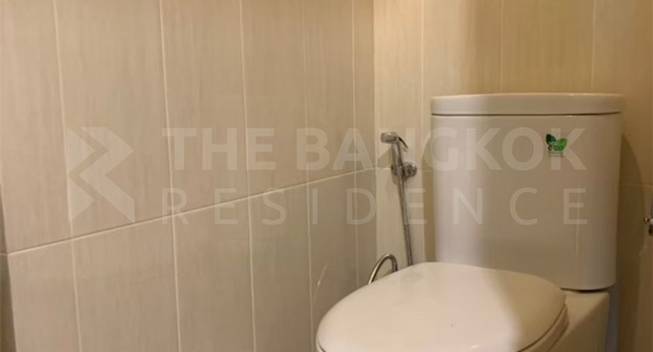 Condo en venta de 2 habitaciones en Huai Khwang, Bangkok