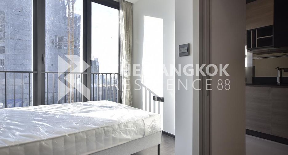 Продажа 1 кровать кондо в Хуаи Кхщанг, Бангкок