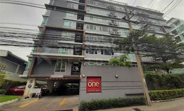 Condo en venta de 2 habitaciones en Huai Khwang, Bangkok