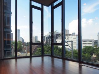 For sale 2 bedrooms condo in Phaya Thai, Bangkok