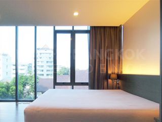 For sale 2 bedrooms condo in Phaya Thai, Bangkok