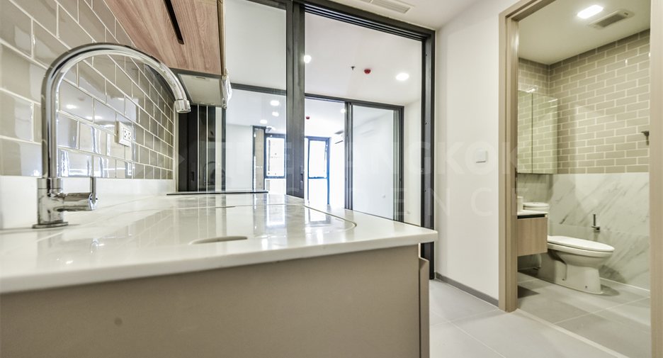 For sale 1 bed condo in Ratchathewi, Bangkok