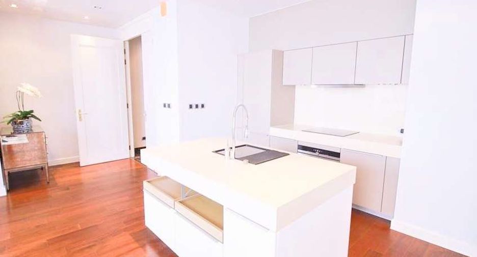 À louer et à vendre 2 chambres condo à Khlong Toei, Bangkok