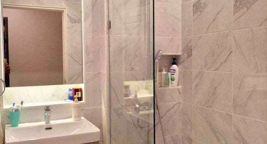 Condo en alquiler y en venta de 2 habitaciones en Watthana, Bangkok