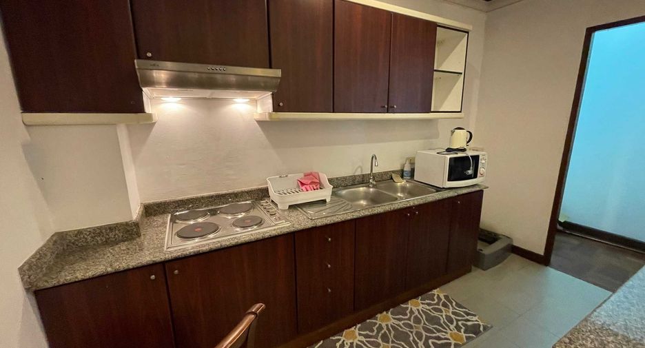 Wohnung zur Miete mit 3 Zimmer in Pathum Wan, Bangkok