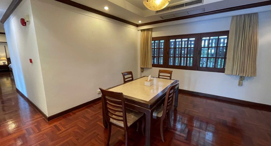 Wohnung zur Miete mit 3 Zimmer in Pathum Wan, Bangkok