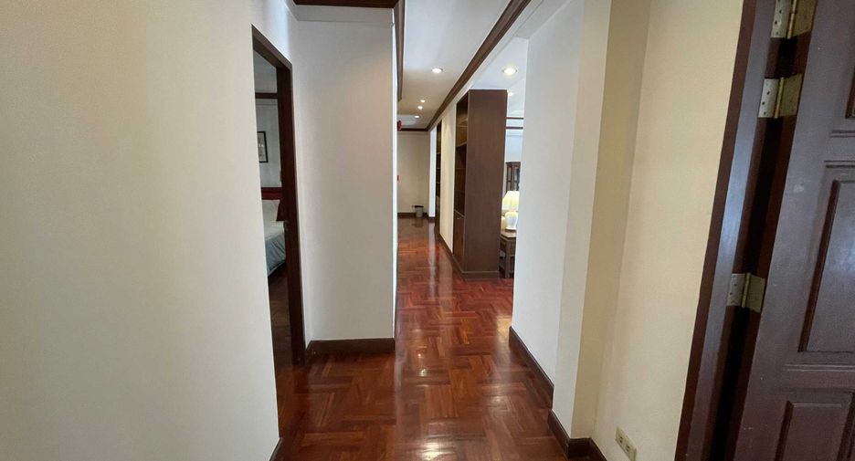 Wohnung zur Miete mit 3 Zimmer in Pathum Wan, Bangkok