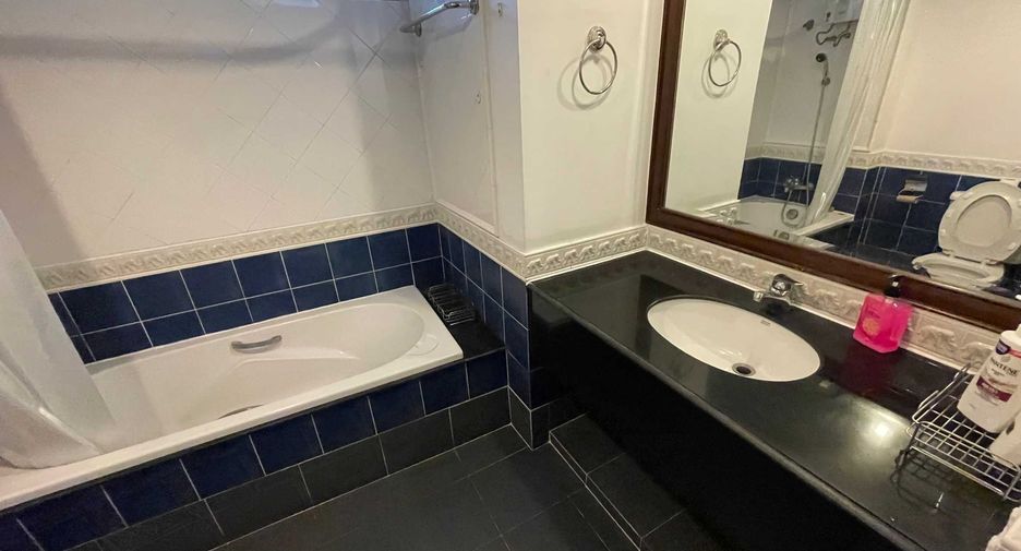 Wohnung zur Miete mit 3 Zimmer in Pathum Wan, Bangkok