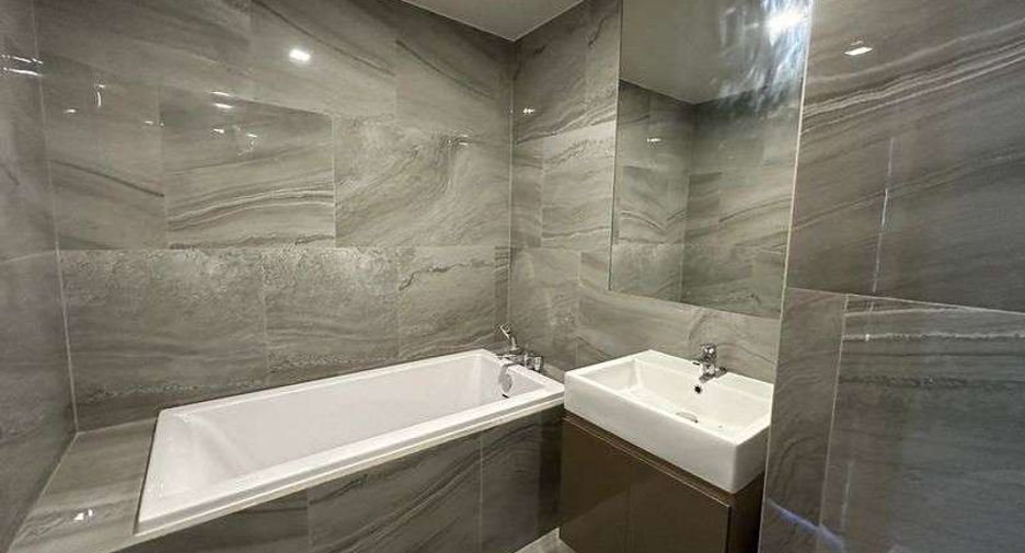 Condo en alquiler de 2 habitaciones en Khlong Toei, Bangkok