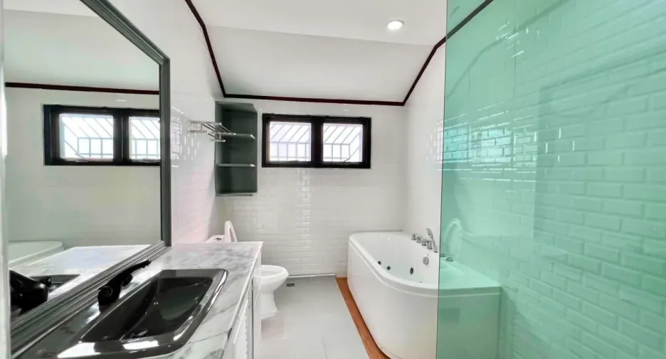 For sale 3 bedrooms villa in Sattahip, Chonburi