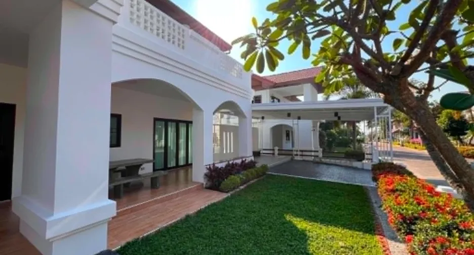 For sale 3 bedrooms villa in Sattahip, Chonburi