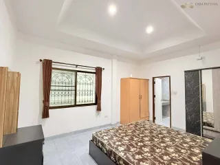 À louer 3 chambres maison à Bang Lamung, Chonburi