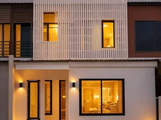 For sale 2 bedrooms townhouse in Mueang Chiang Mai, Chiang Mai