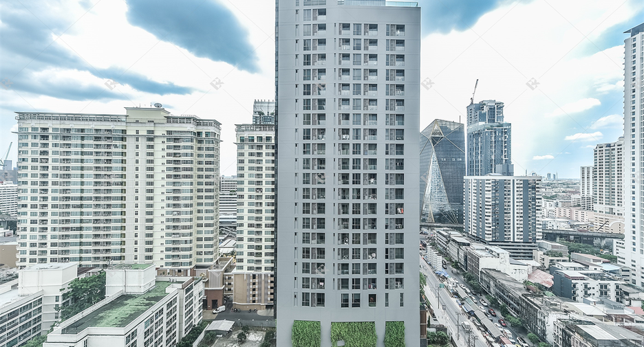 Wohnung zur Miete mit 2 Zimmer in Pathum Wan, Bangkok