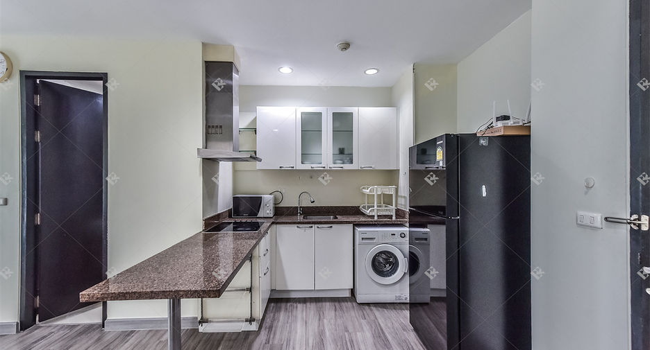 Wohnung zur Miete mit 2 Zimmer in Pathum Wan, Bangkok