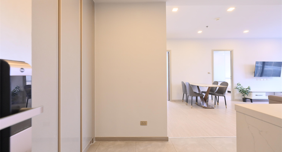 For rent 2 ベッドルーム condo in Huai Khwang, Bangkok