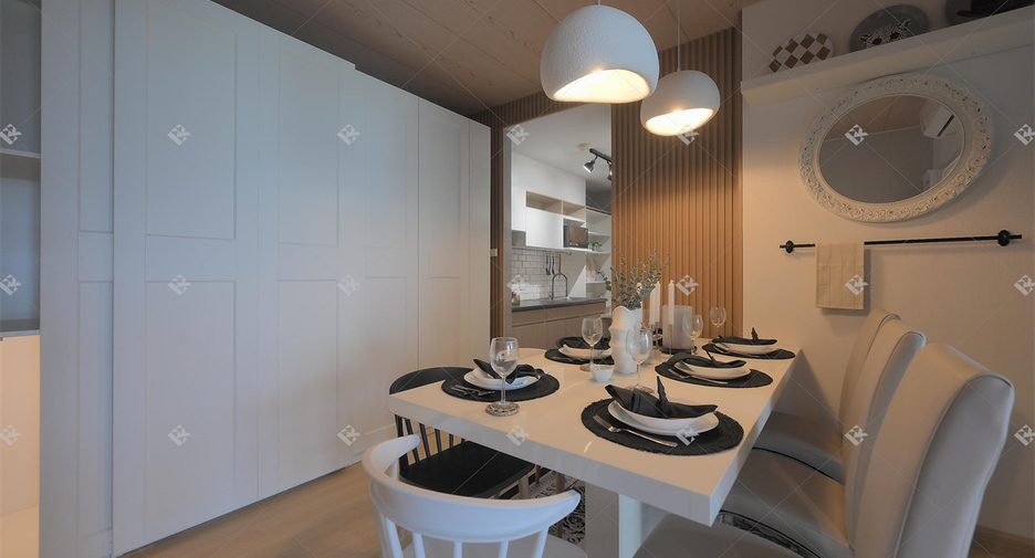 For rent 3 bedrooms condo in Huai Khwang, Bangkok