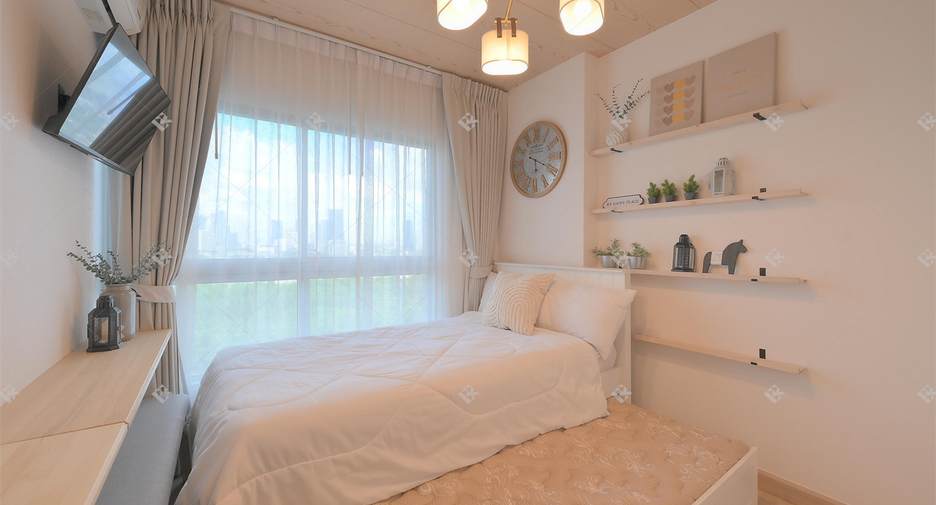 For rent 3 bedrooms condo in Huai Khwang, Bangkok