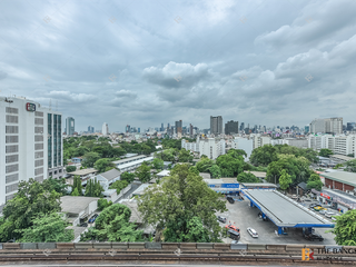 For rent 2 bedrooms condo in Phaya Thai, Bangkok