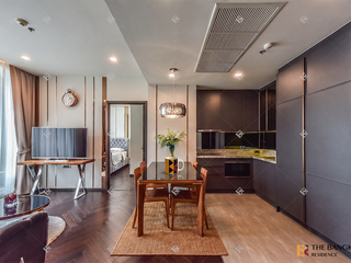 For rent 2 bedrooms condo in Phaya Thai, Bangkok