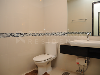 For rent 2 bedrooms condo in Ratchathewi, Bangkok