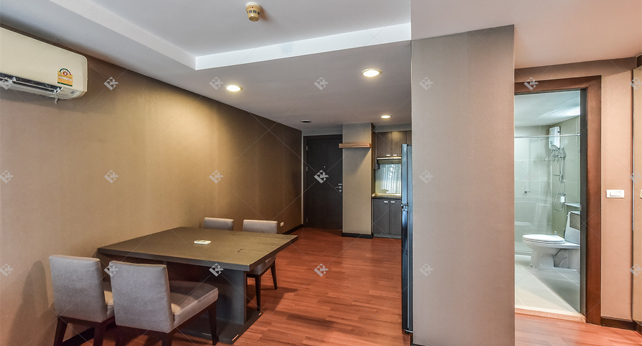 For rent 2 bedrooms condo in Watthana, Bangkok