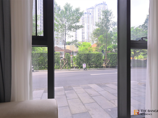For rent 3 bedrooms condo in Huai Khwang, Bangkok