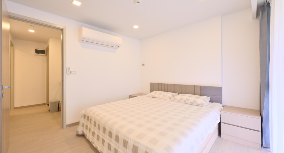 Condo en alquiler de 3 habitaciones en Huai Khwang, Bangkok