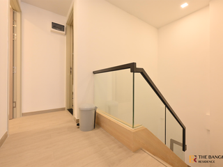For rent 3 bedrooms condo in Huai Khwang, Bangkok