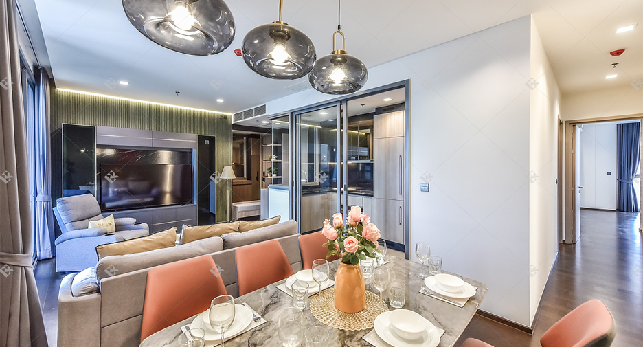 For rent 3 ベッドルーム condo in Pathum Wan, Bangkok