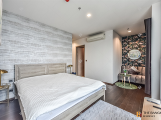 For rent 3 bedrooms condo in Pathum Wan, Bangkok