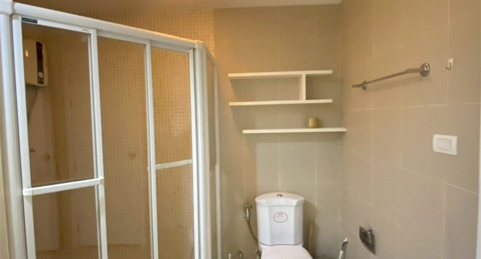 For rent 1 bed condo in Phaya Thai, Bangkok
