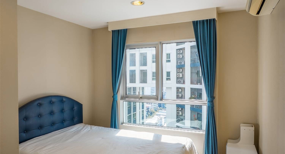Wohnung zur Miete mit 2 Zimmer in Huai Khwang, Bangkok