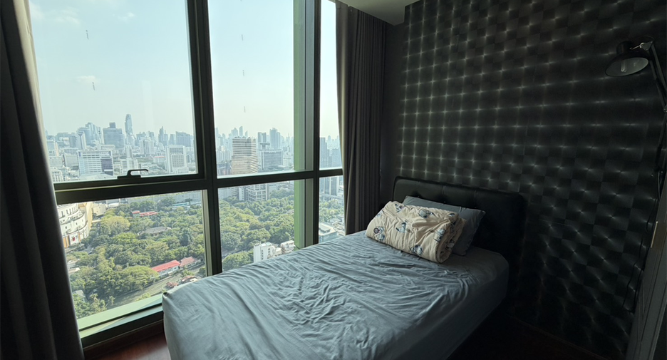 Wohnung zur Miete mit 3 Zimmer in Pathum Wan, Bangkok