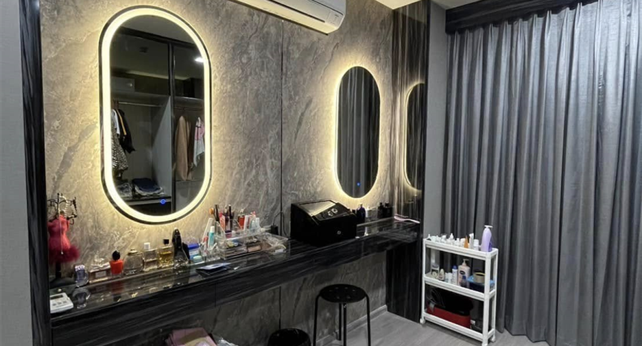 For rent 1 bed condo in Huai Khwang, Bangkok