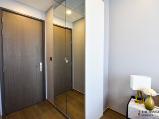 For rent 2 bedrooms condo in Bang Rak, Bangkok