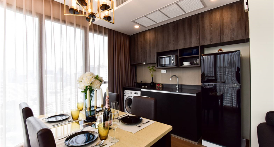 À louer 2 chambres condo à Bang Rak, Bangkok
