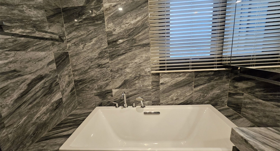 For rent 1 Beds condo in Phaya Thai, Bangkok