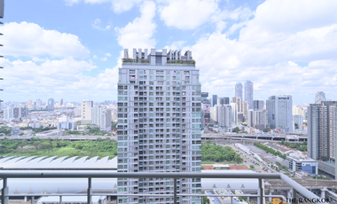 For rent 2 bedrooms condo in Watthana, Bangkok