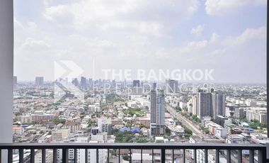 À louer 2 chambres condo à Huai Khwang, Bangkok