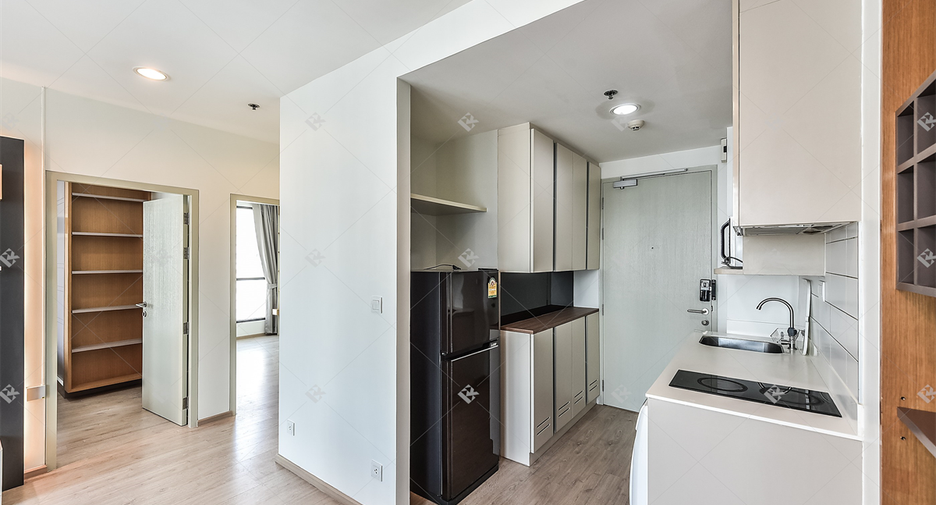 Condo en alquiler de 2 habitaciones en Ratchathewi, Bangkok