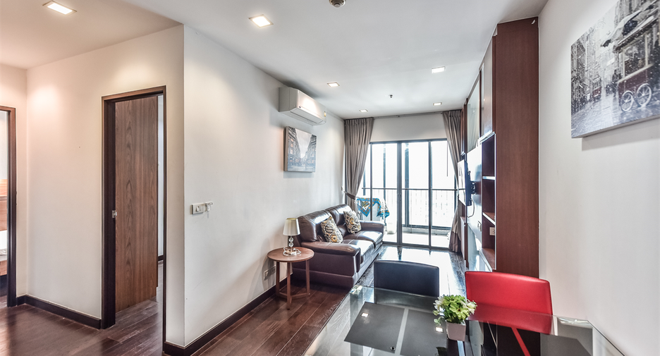 For rent 2 bedrooms condo in Ratchathewi, Bangkok