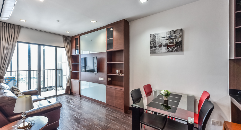 For rent 2 bedrooms condo in Ratchathewi, Bangkok