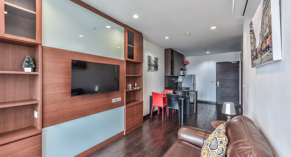 For rent 2 bedrooms condo in Ratchathewi, Bangkok