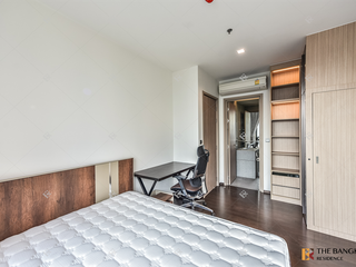For rent 2 bedrooms condo in Pathum Wan, Bangkok