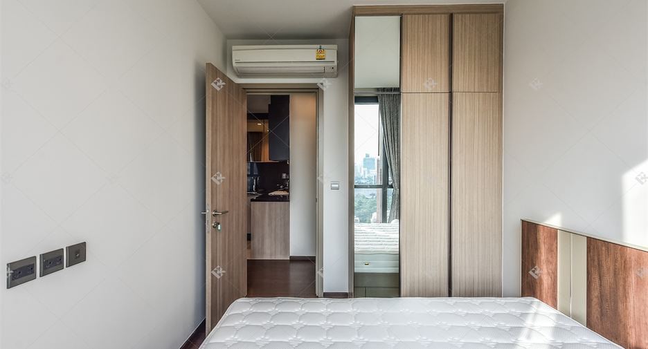 À louer 2 chambres condo à Pathum Wan, Bangkok